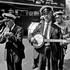 Pouliční muzikanti, Londýn 1966 | Foto © Miloň Novotný
